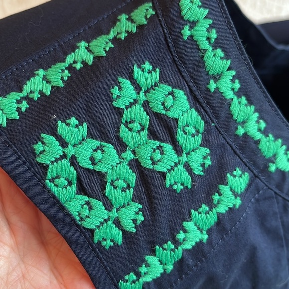 J Crew Sleeveless Embroidered Tassel Tank Top Size 0 Navy Blue Green Preppy Boho - Picture 16 of 17